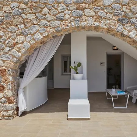 Orabel Santorini (adults Only) Apartmanhotel 4*