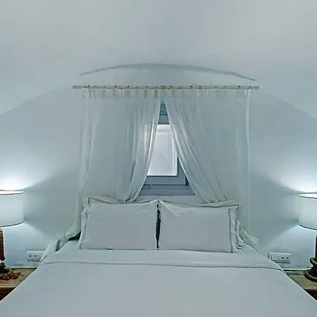 Orabel Santorini (adults Only) 4* Perivolos (Santorini)