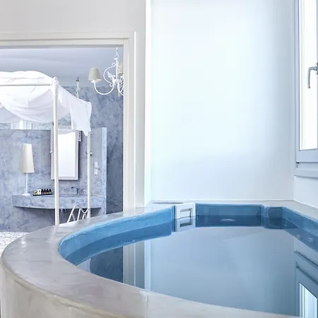 Ξενοδοχείο με διαμερίσματα Orabel Santorini (adults Only) 4*