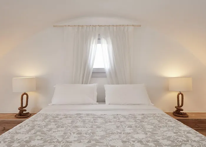 아파트호텔 Orabel Santorini (adults Only) 4*