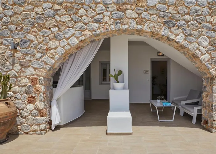 Orabel Santorini (adults Only) Aparthotel 4*