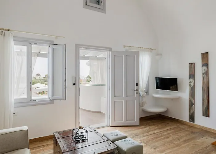 Aparthotel Orabel Santorini (adults Only)