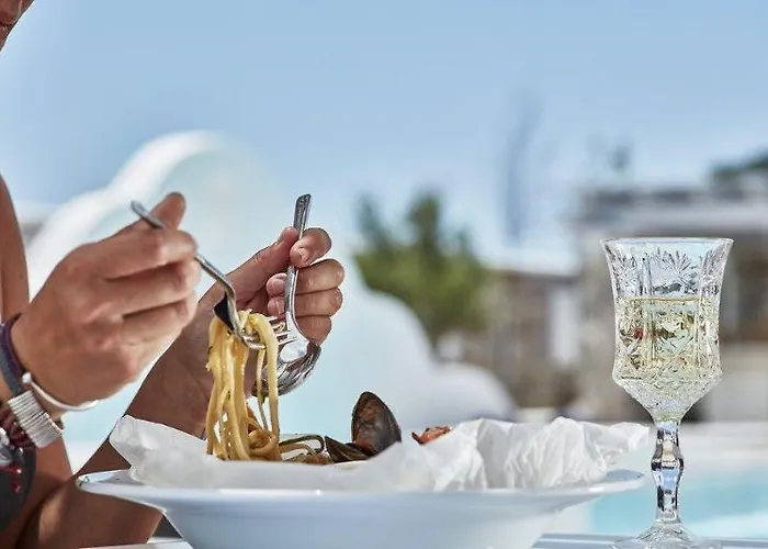 Ξενοδοχείο με διαμερίσματα Orabel Santorini (adults Only)